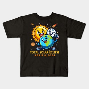 Solar Eclipse April 8 2024 Cute Earth Sun Moon Selfie Space Gift For Men Women kids Kids T-Shirt